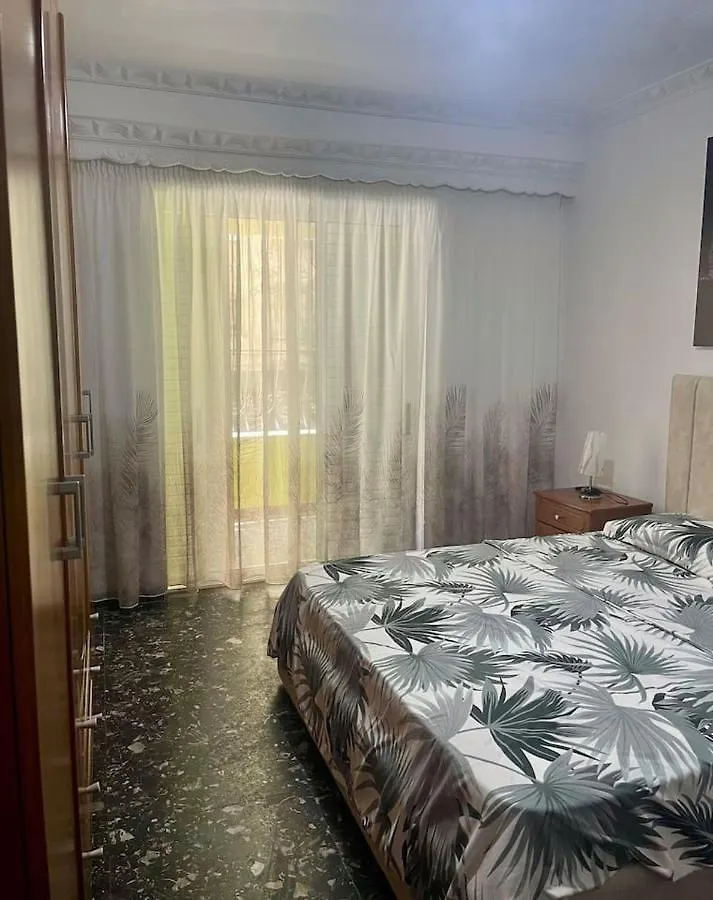 تيرانا Sihana Apartment ألبانيا
